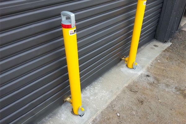 BARRIER BSL90 SLEEVE-LOK REMOVABLE BOLLARD