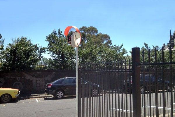 BARRIER OUTDOOR SAFETY CONVEX MIRROR