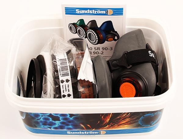 SUNDSTROM 06152 SR900 1/2 FACE RESPIRATOR BASIC KIT