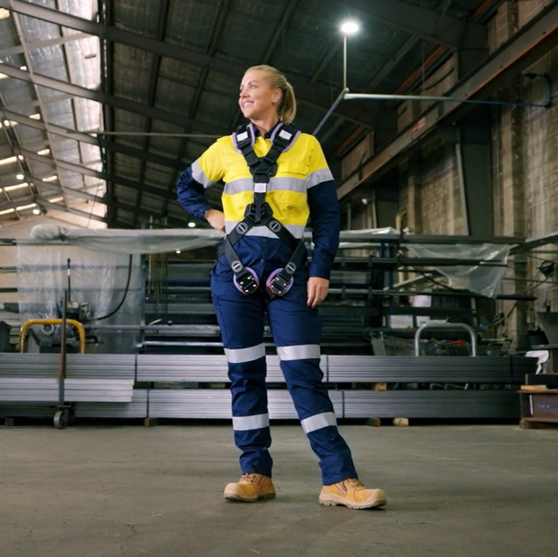 LINQ H1001 FEMALE HARNESS WITH QUICK RELEASE BUCKLES