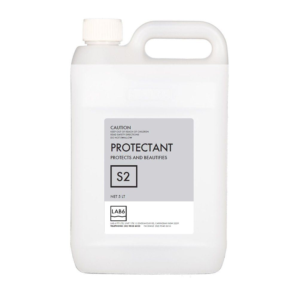 PROTECTANT PROTECTS AND BEAUTIFIES